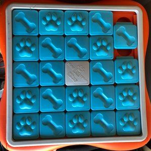 Interactive Dog Treat Puzzle